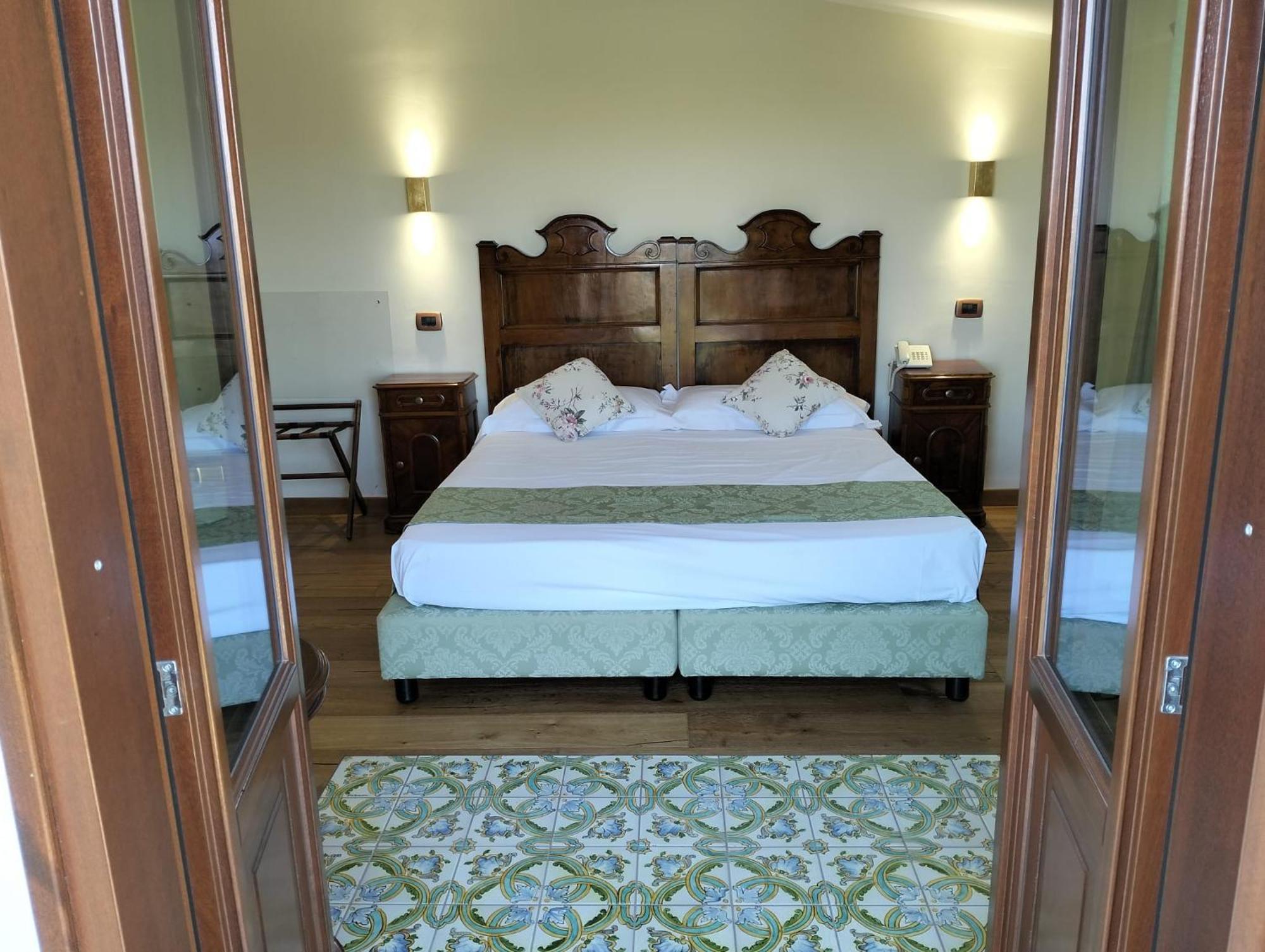 Hotel Foresteria Baglio Della Luna